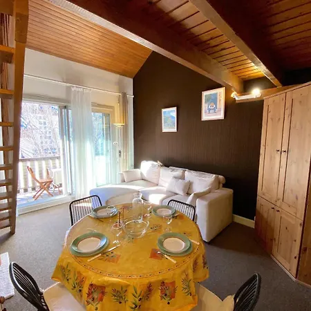 Apartament Joli Duplex En Centre Station *